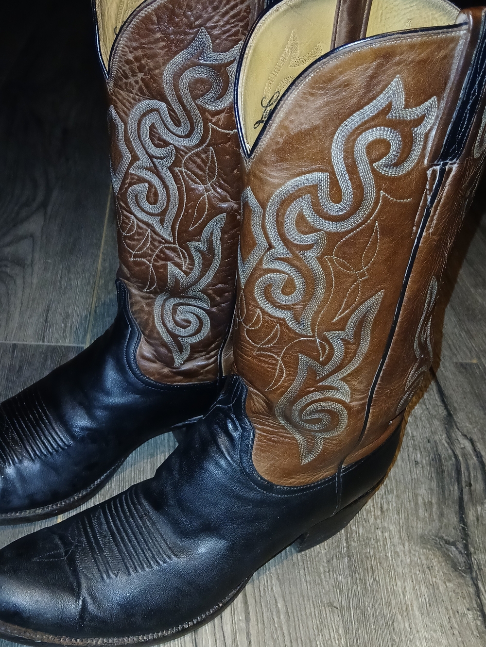 Sz 11 D Lucchese Classics Two-Tone Brown and Black Embroidered Western Boots
